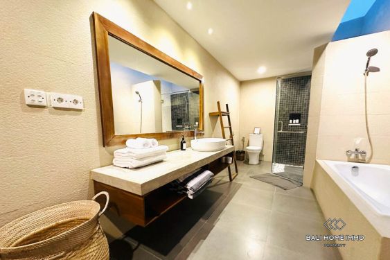Image 11 from VILLA 2 KAMAR TIDUR TROPIS YANG CHIC DISEWAKAN DI ULUWATU DEKAT PANTAI PADANG PADANG