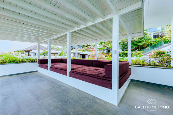 Image 6 from CLIFFSIDE 3 BEDROOM VILLA OVERLOOKING THE OCEAN FOR SALE FREEHOLD IN PANDAWA