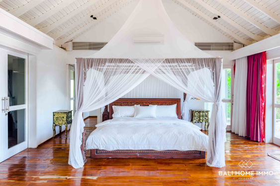 Image 11 from CLIFFSIDE 3 BEDROOM VILLA OVERLOOKING THE OCEAN FOR SALE FREEHOLD IN PANDAWA