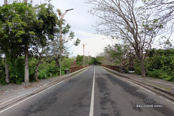 Image 5 from Terrain commercial à vendre en pleine propriété à Sawangan-Nusa Dua