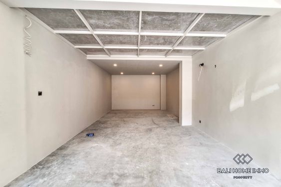 Image 14 from Commercial Space for Rent in Center of Seminyak