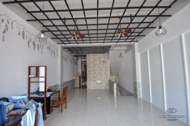 Image 2 from Commercial Space for Yearly Rental in Seminyak