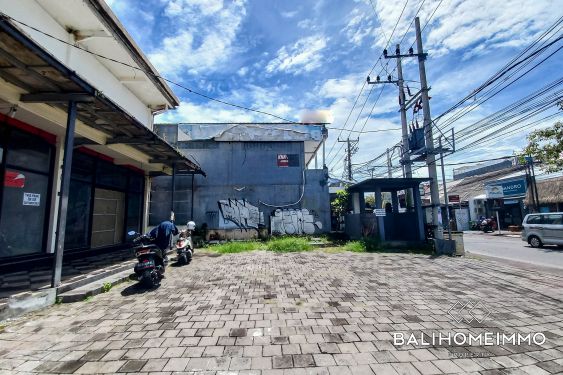 Image 1 from Ruang Komersil dengan Rooftop Disewa Tahunan di Bali Kerobokan