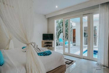 Image 13 from Kompleks 12 unit Villa Dijual di Berawa