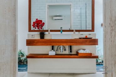 Image 10 from Kompleks 12 unit Villa Dijual di Berawa