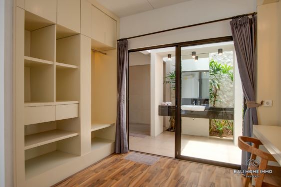 Image 9 from Dikontrakkan 2 Unit Villa 2 Kamar Tidur di Bali Seminyak
