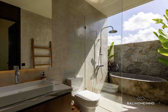 Image 11 from Villa contemporaine de 3 chambres avec vue à Padonan Canggu