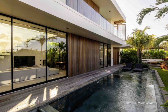 Image 2 from Contemporary 3 Bedroom Villa with view in Padonan Canggu