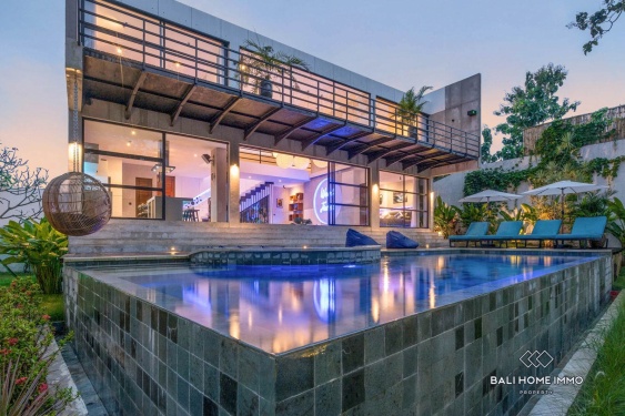 Image 2 from Vila Kontemporer 3 Kamar Tidur – Lahan Langka 600 m² – Bingin