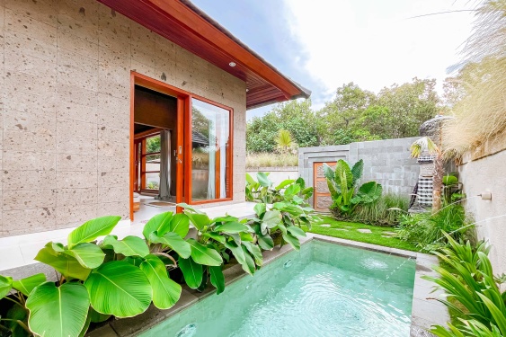 Image 2 from COZY 1 BEDROOM VILLA FOR YEARLY RENTAL IN NUSA DUA - BENOA