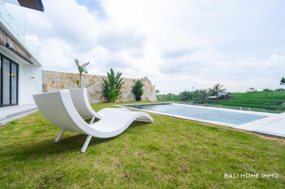 Image 3 from Villa confortable de 2 chambres avec vue sur les rizières à vendre en bail à Babakan Canggu
