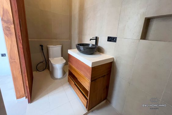 Image 9 from Cozy 2 Bedroom Villa in Kerobokan for Sale Leasehold