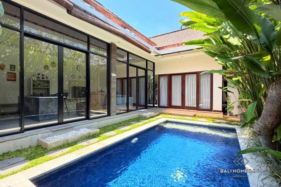 Villa 3 Kamar yang nyaman Disewakan Tahunan dan Bulanan di Seminyak Bali