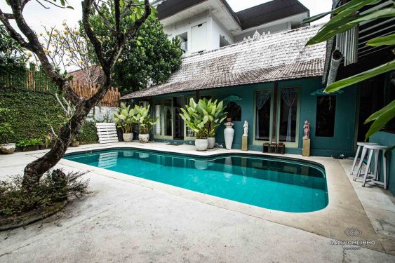Image 1 from villa confortable de 3 chambres à vendre en location à Bali Batu Belig