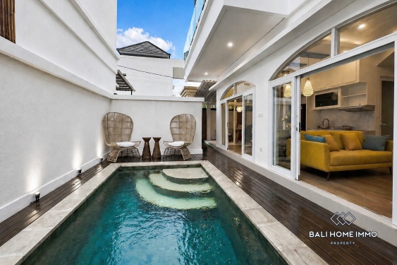 Villa Nyaman dengan 3 Kamar Dijual di Dekat Pecatu
