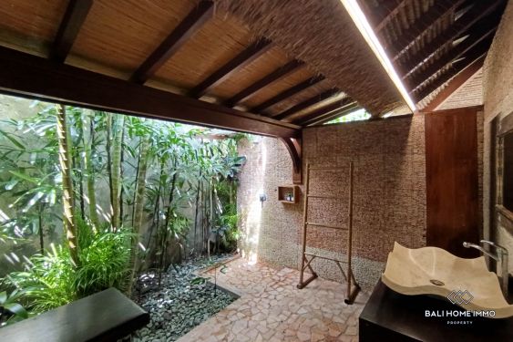 Image 10 from VILLA CONFORTABLE DE 3 CHAMBRES À VENDRE EN PLEINE PROPRIÉTÉ À BALI UNGASAN-WEST UNGASAN