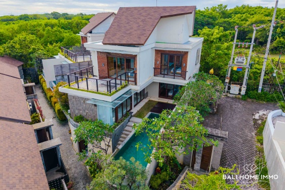 Image 1 from Villa confortable de 3 chambres avec vue sur l'océan à louer à Pandawa, Bali