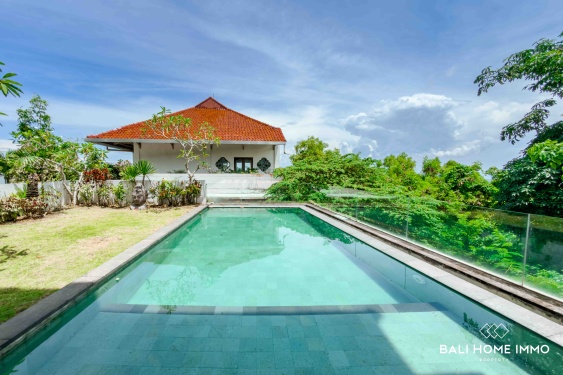 Image 3 from VILLA 3 KAMAR DENGAN PEMANDANGAN LAUT YANG NYAMAN UNTUK DIJUAL DAN DISEWA DI BALI UNGASAN