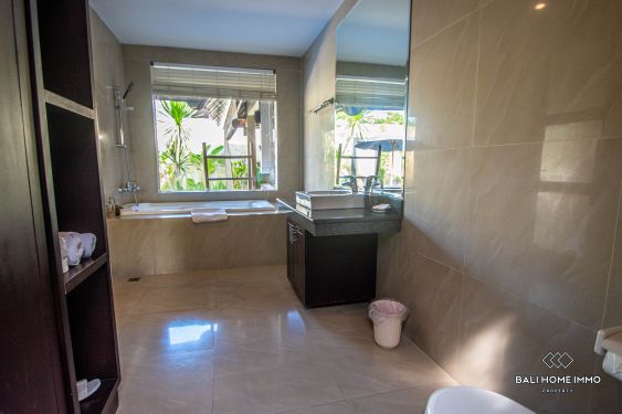 Image 15 from Vila 3 Kamar Tidur yang Mempesona Disewakan Bulanan di Bali Seminyak