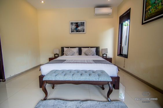 Image 14 from Vila 3 Kamar Tidur yang Mempesona Disewakan Bulanan di Bali Seminyak