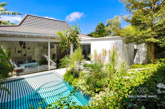 Élégante villa de style Joglo de 2 chambres à louer et à vendre à Ungasan