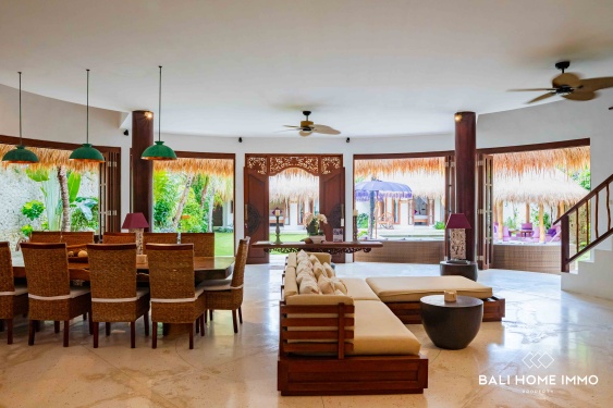 Image 7 from Élégante villa de 3 chambres en bord de mer avec vastes jardins près de la plage de Bingin