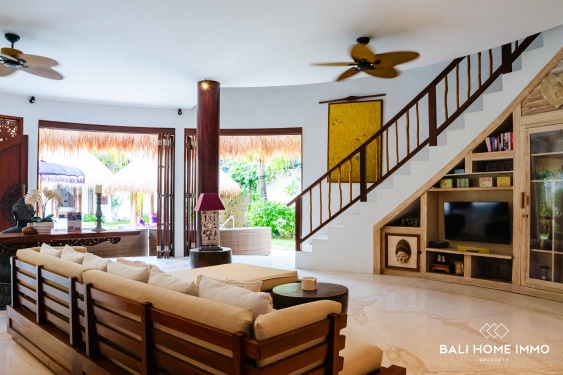 Image 8 from Élégante villa de 3 chambres en bord de mer avec vastes jardins près de la plage de Bingin