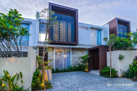 Image 1 from Elegant 3BR Villa for Sale and Rent with Bay & Mountain Views + Rooftop Pool Near Nusa Dua