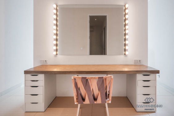 Image 20 from ÉLÉGANTE VILLA DE 4 CHAMBRES AVEC VUE SUR LA MER À VENDRE EN PLEINE PROPRIÉTÉ À UNGASAN