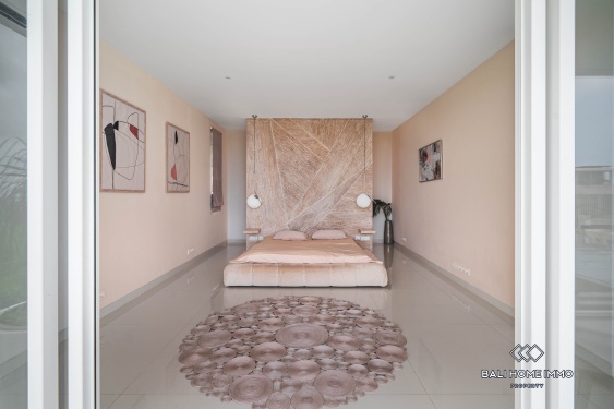 Image 13 from ÉLÉGANTE VILLA DE 4 CHAMBRES AVEC VUE SUR LA MER À VENDRE EN PLEINE PROPRIÉTÉ À UNGASAN