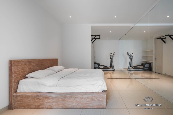 Image 18 from ÉLÉGANTE VILLA DE 4 CHAMBRES AVEC VUE SUR LA MER À VENDRE EN PLEINE PROPRIÉTÉ À UNGASAN