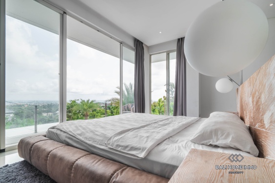 Image 16 from ÉLÉGANTE VILLA DE 4 CHAMBRES AVEC VUE SUR LA MER À VENDRE EN PLEINE PROPRIÉTÉ À UNGASAN