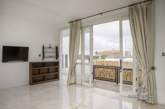 Image 16 from Élégante villa de 5 chambres avec toit-terrasse et vue sur l'océan à vendre près de Pecatu