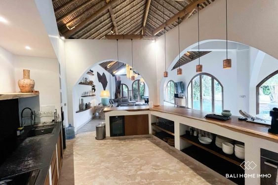 Image 9 from Dijual Vila Elegan 6 Kamar Berpemandangan Hutan di Ubud