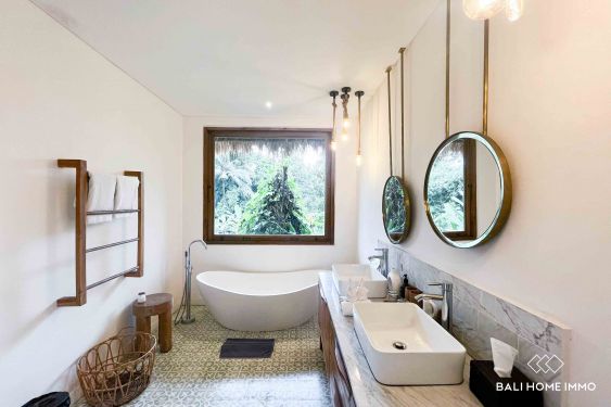 Image 19 from Dijual Vila Elegan 6 Kamar Berpemandangan Hutan di Ubud