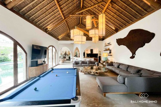 Image 6 from Dijual Vila Elegan 6 Kamar Berpemandangan Hutan di Ubud