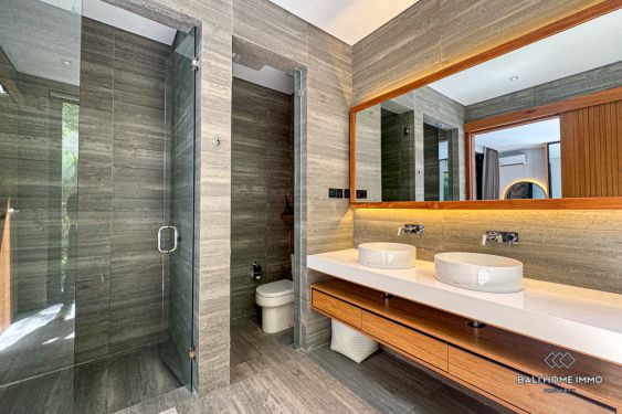 Image 20 from Villa de 3 chambres à coucher à vendre à Seminyak