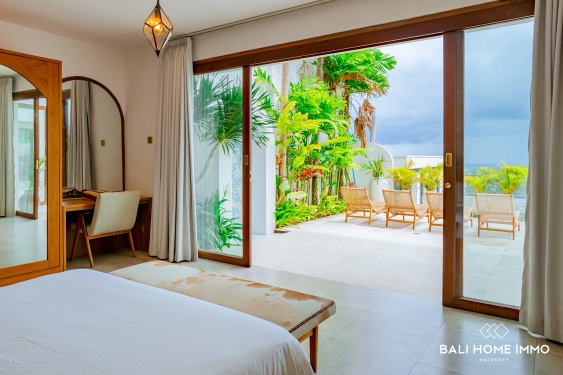 Image 18 from Villa de 3 chambres à flanc de falaise + studio avec vue sur l'océan à vendre et à louer à Bingin