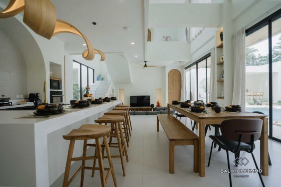 Image 5 from Exclusive 5 Bedroom Villa for Sale & Rent in Jimbaran – High-End Design