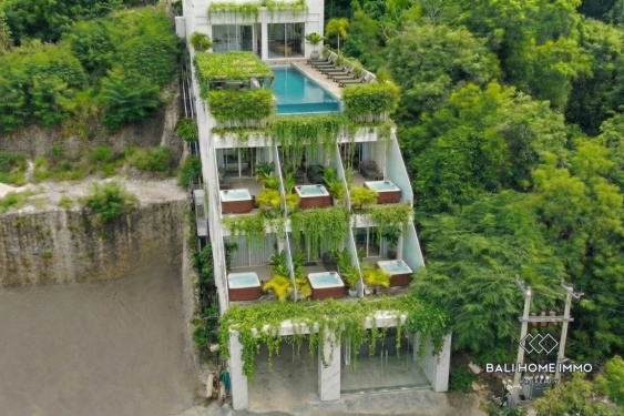 Image 1 from Hôtel boutique exclusif de 9 unités à vendre à Bingin – Rare opportunité d'investissement