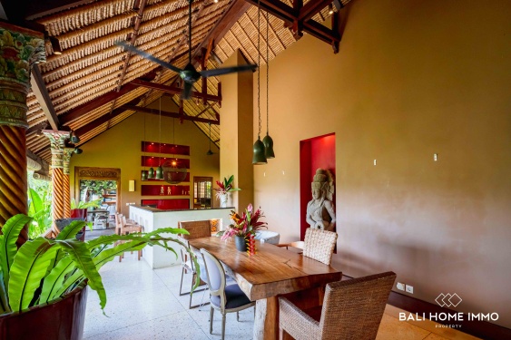 Image 14 from EXPANSIVE 4 BEDROOM BALINESE STYLE VILLA FOR SALE AND RENT IN JIMBARAN