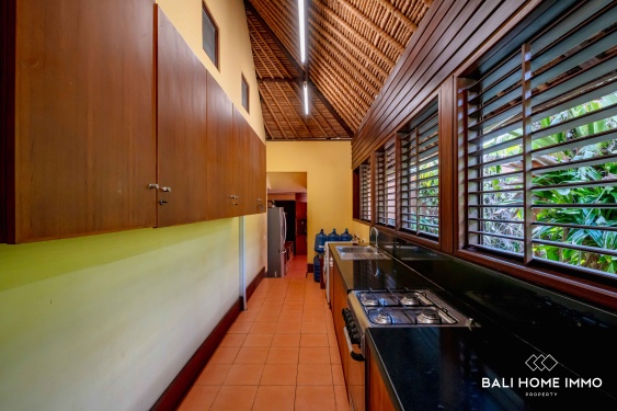 Image 19 from EXPANSIVE 4 BEDROOM BALINESE STYLE VILLA FOR SALE AND RENT IN JIMBARAN