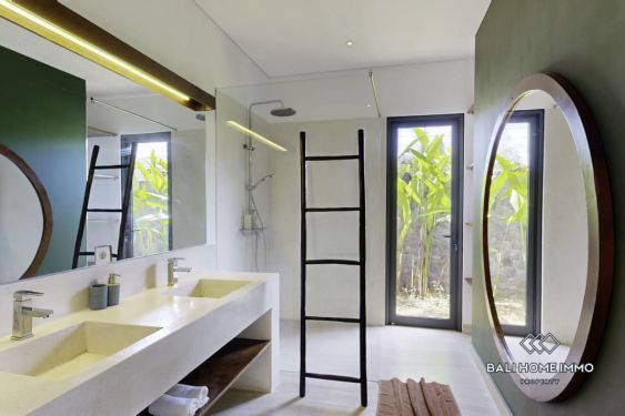 Image 12 from Exquisite 3 Bedroom Tropical Style Villa for Sale in Ungasan