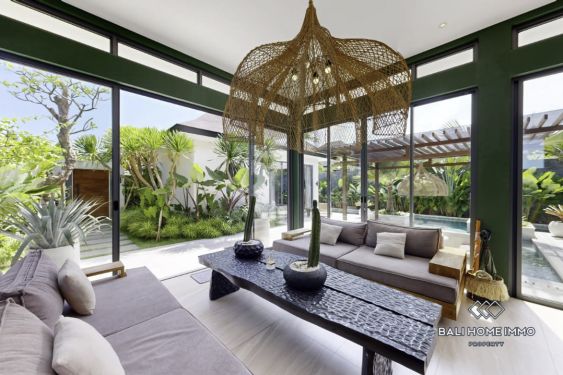 Image 3 from Vila Bergaya Tropis 3 Kamar Tidur yang Indah Dijual di Ungasan