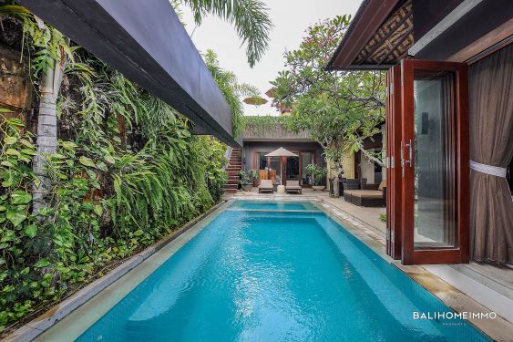 Image 2 from Exquise villa de 3 chambres à coucher à vendre en pleine propriété à Bali Kerobokan