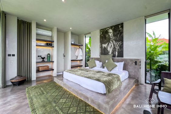 Image 15 from Exquisite 6 bedroom luxury villa for sale leasehold in Seseh Beach side