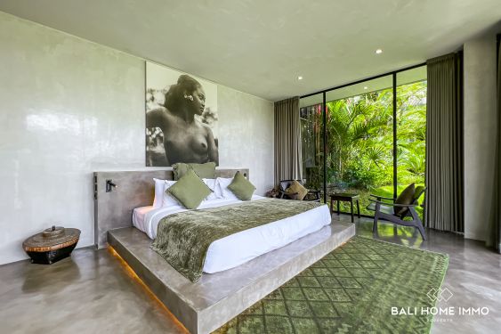 Image 17 from Exquisite 6 bedroom luxury villa for sale leasehold in Seseh Beach side