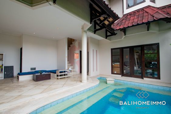 Image 5 from Villa Familiale de 3 chambres à vendre en pleine propriété à Bali Seminyak