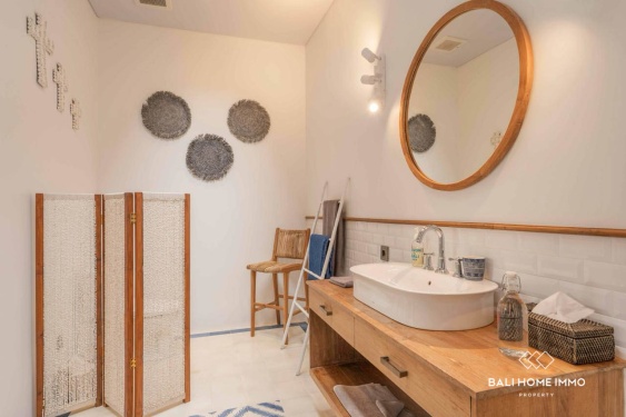 Image 10 from Villa Keluarga 4 Kamar untuk Disewa dengan Taman & Berjarak Dekat dengan Pantai Berawa