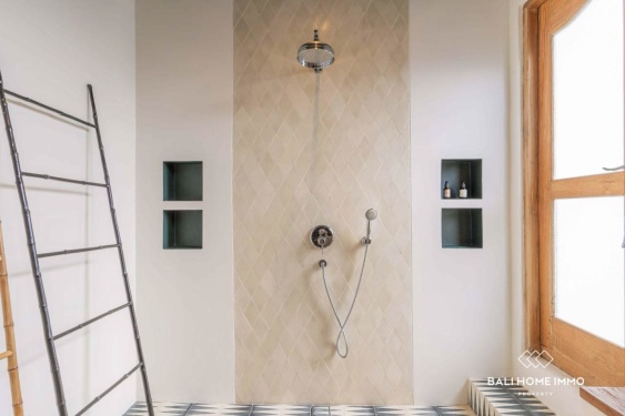 Image 12 from Villa Keluarga 4 Kamar untuk Disewa dengan Taman & Berjarak Dekat dengan Pantai Berawa